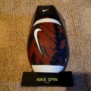 Nike spin youth football